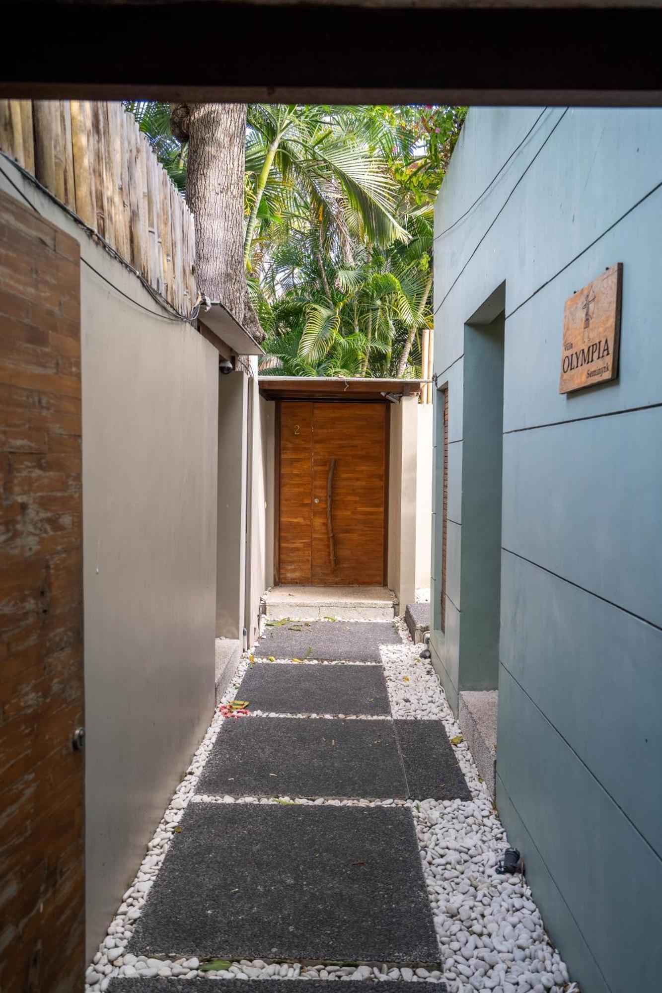Villa Olympia Seminyak  Exterior photo
