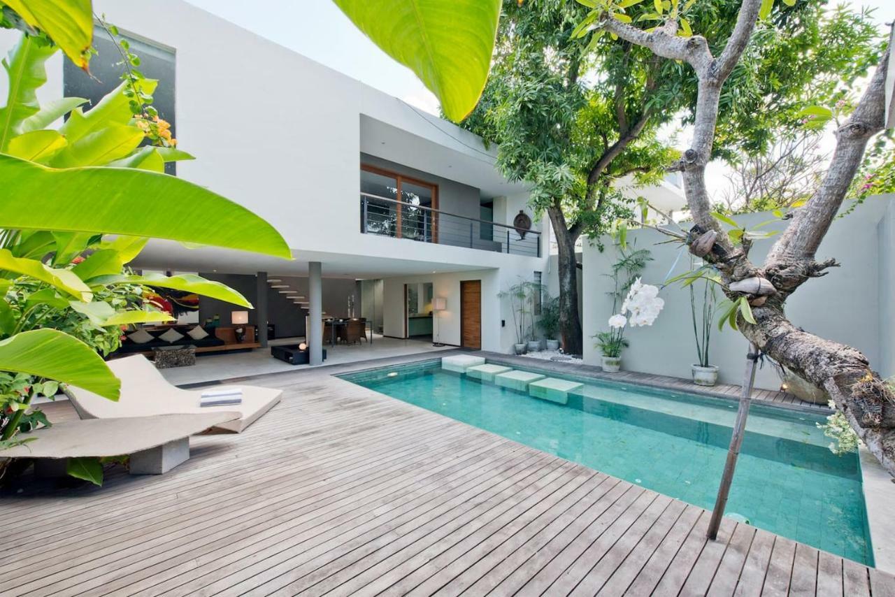 Villa Olympia Seminyak  Exterior photo